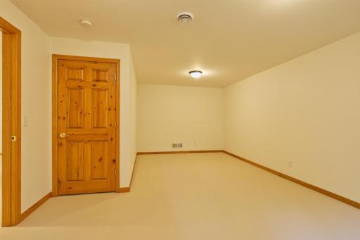 7490 Norling Avenue SW, Cokato, MN 55321