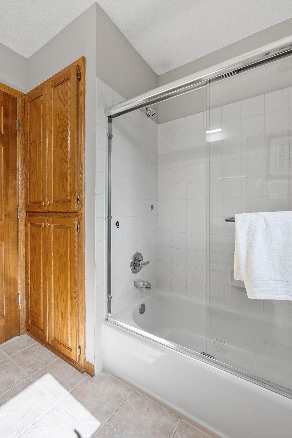 37-web-or-mls-4290 Cottonwood Ln N-37.jpg