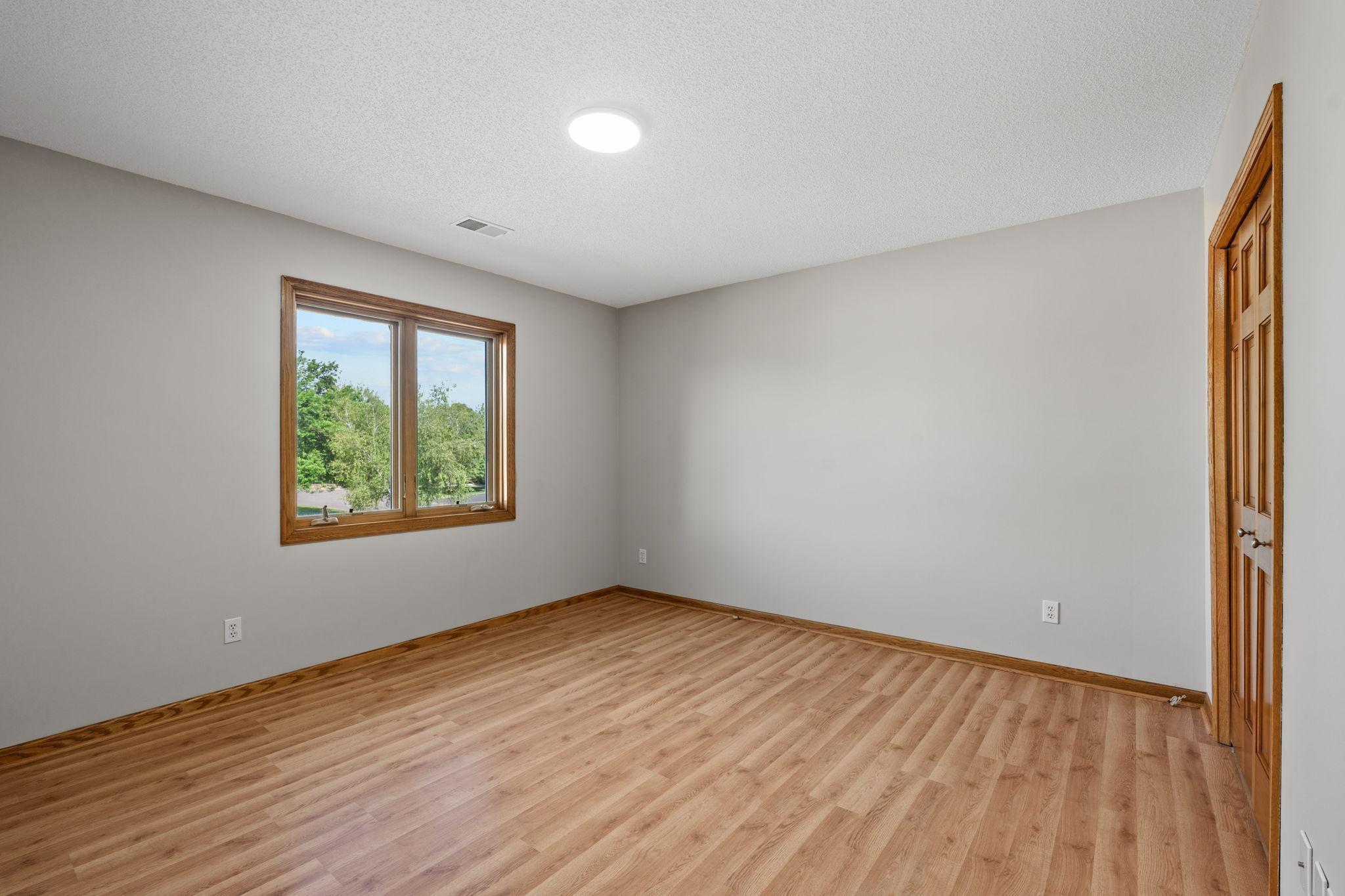 32-web-or-mls-4290 Cottonwood Ln N-32.jpg