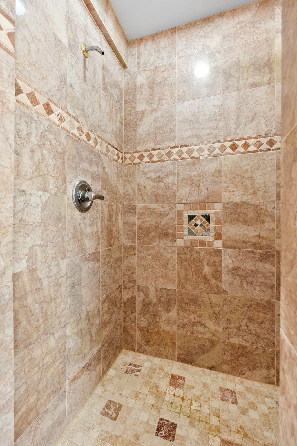 54-web-or-mls-4290 Cottonwood Ln N-54.jpg