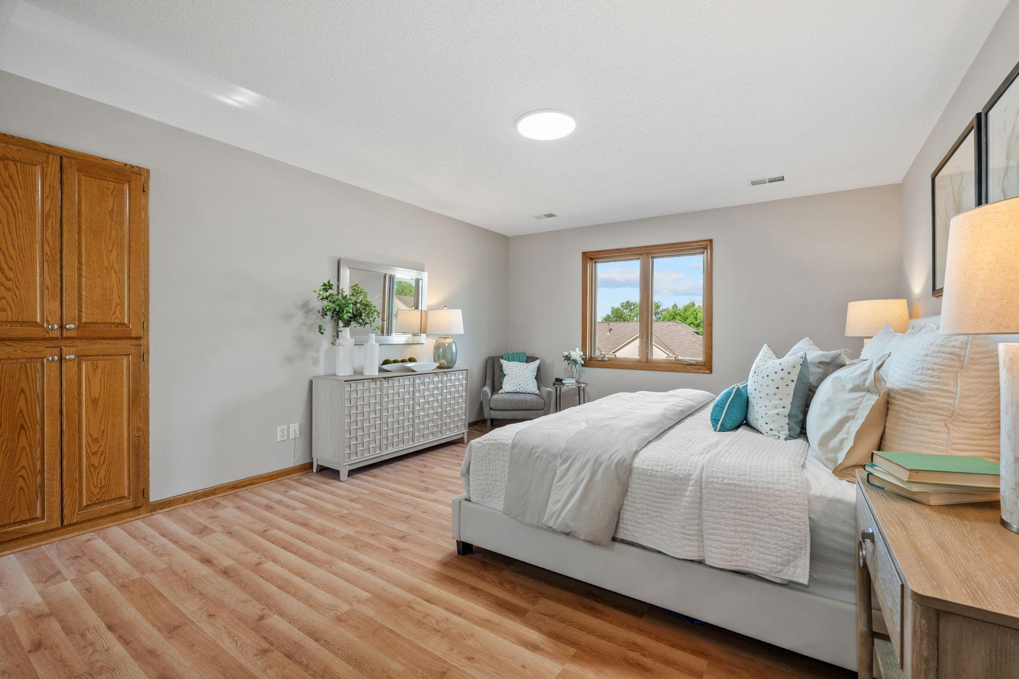 39-web-or-mls-4290 Cottonwood Ln N-39.jpg