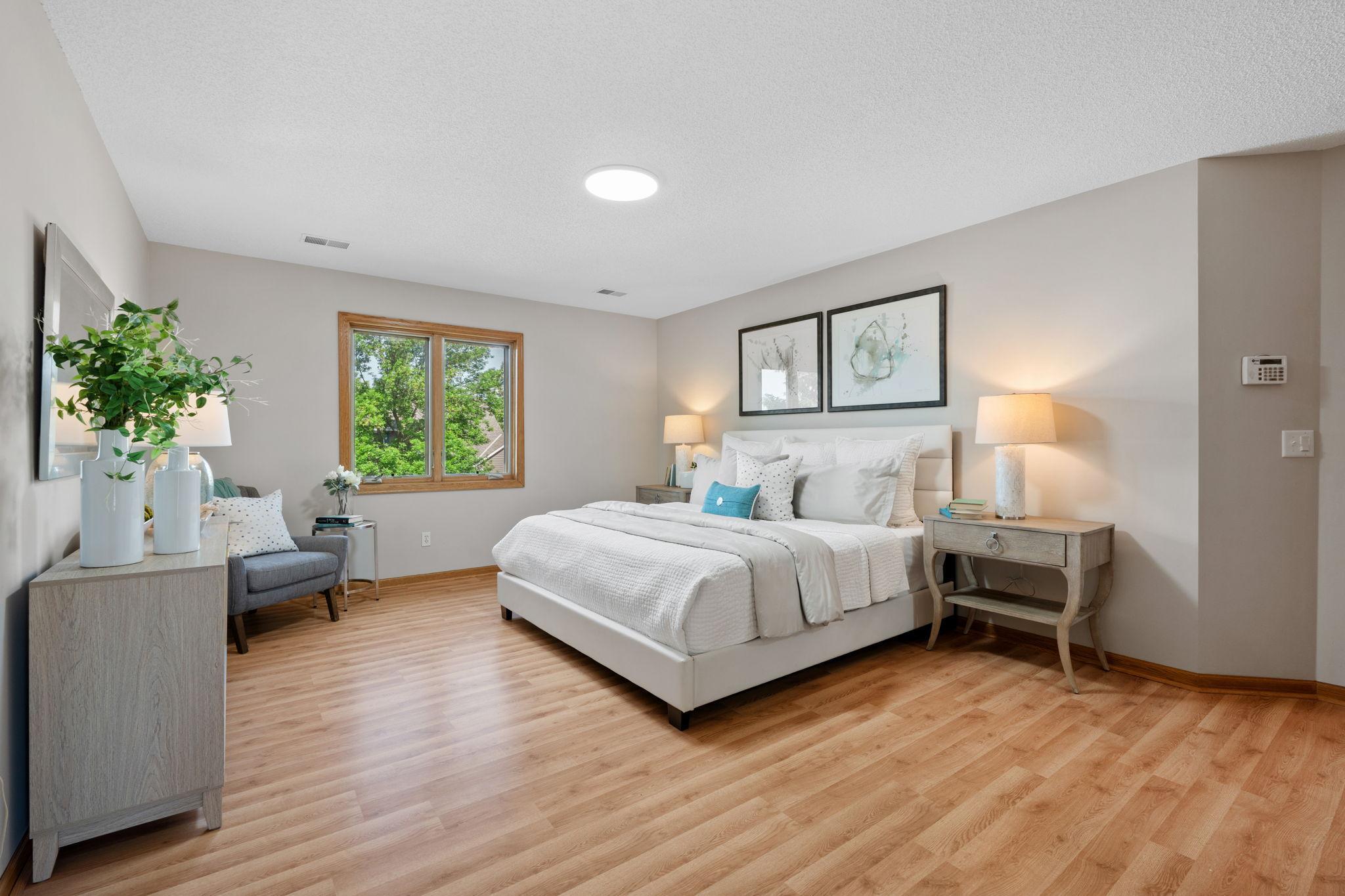 40-web-or-mls-4290 Cottonwood Ln N-40.jpg