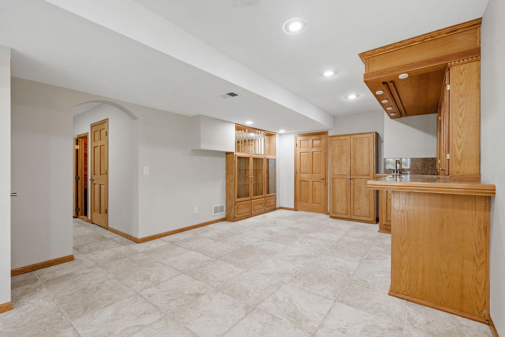 51-web-or-mls-4290 Cottonwood Ln N-51.jpg