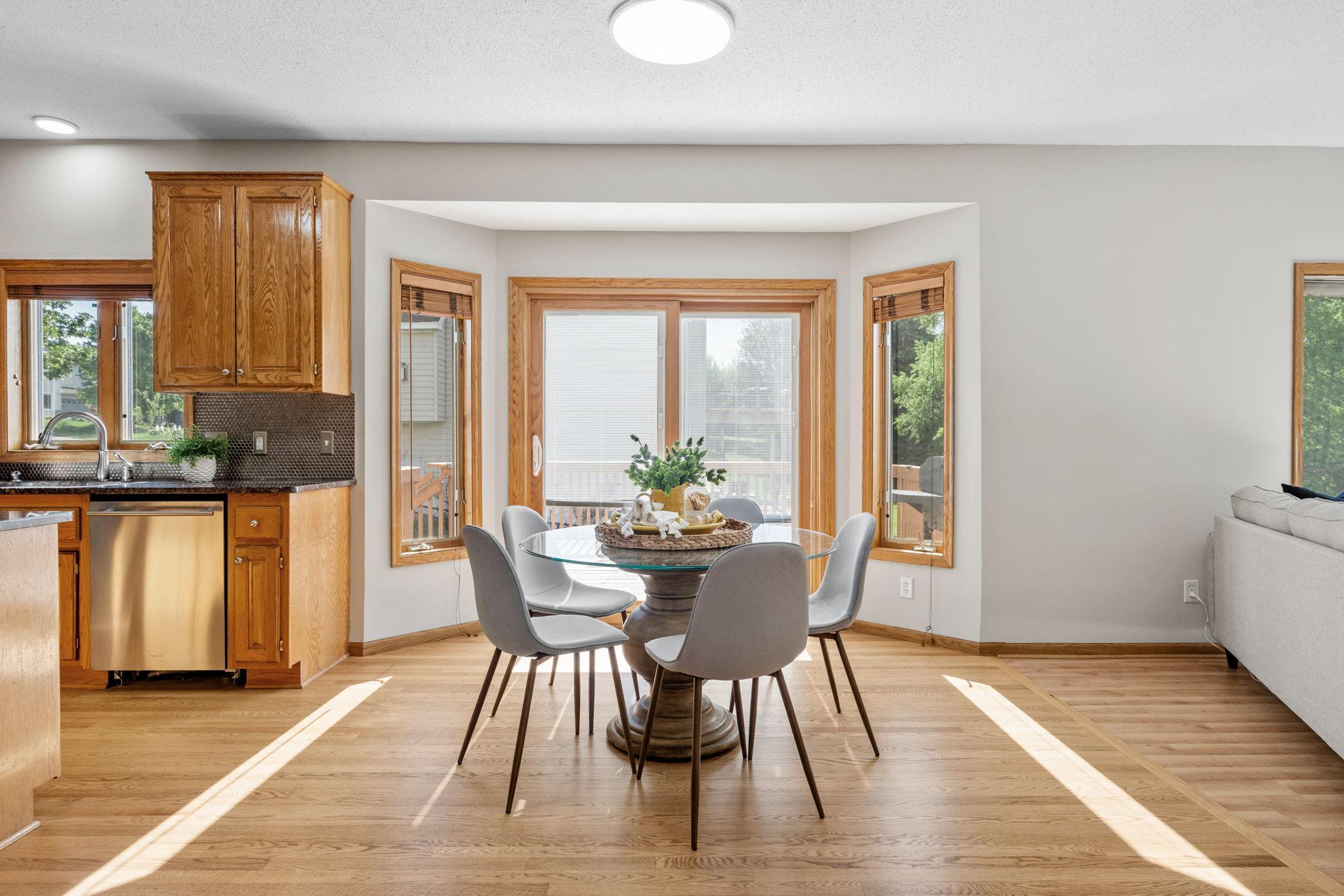 21-web-or-mls-4290 Cottonwood Ln N-21.jpg
