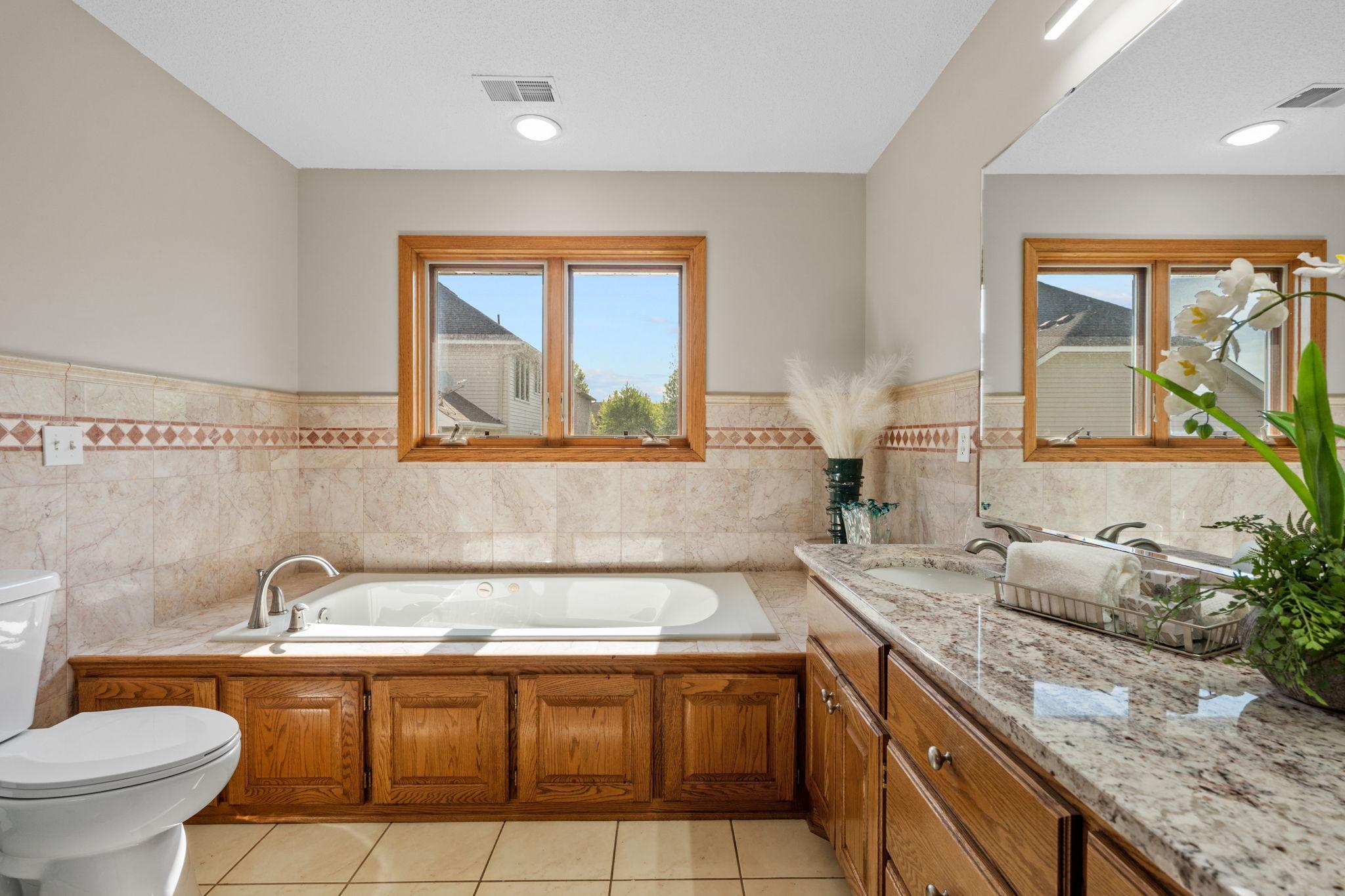 43-web-or-mls-4290 Cottonwood Ln N-43.jpg