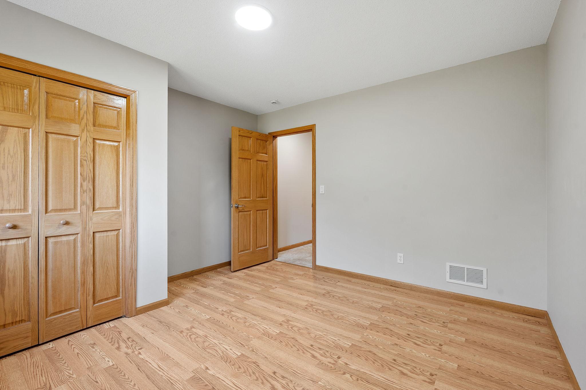56-web-or-mls-4290 Cottonwood Ln N-56.jpg