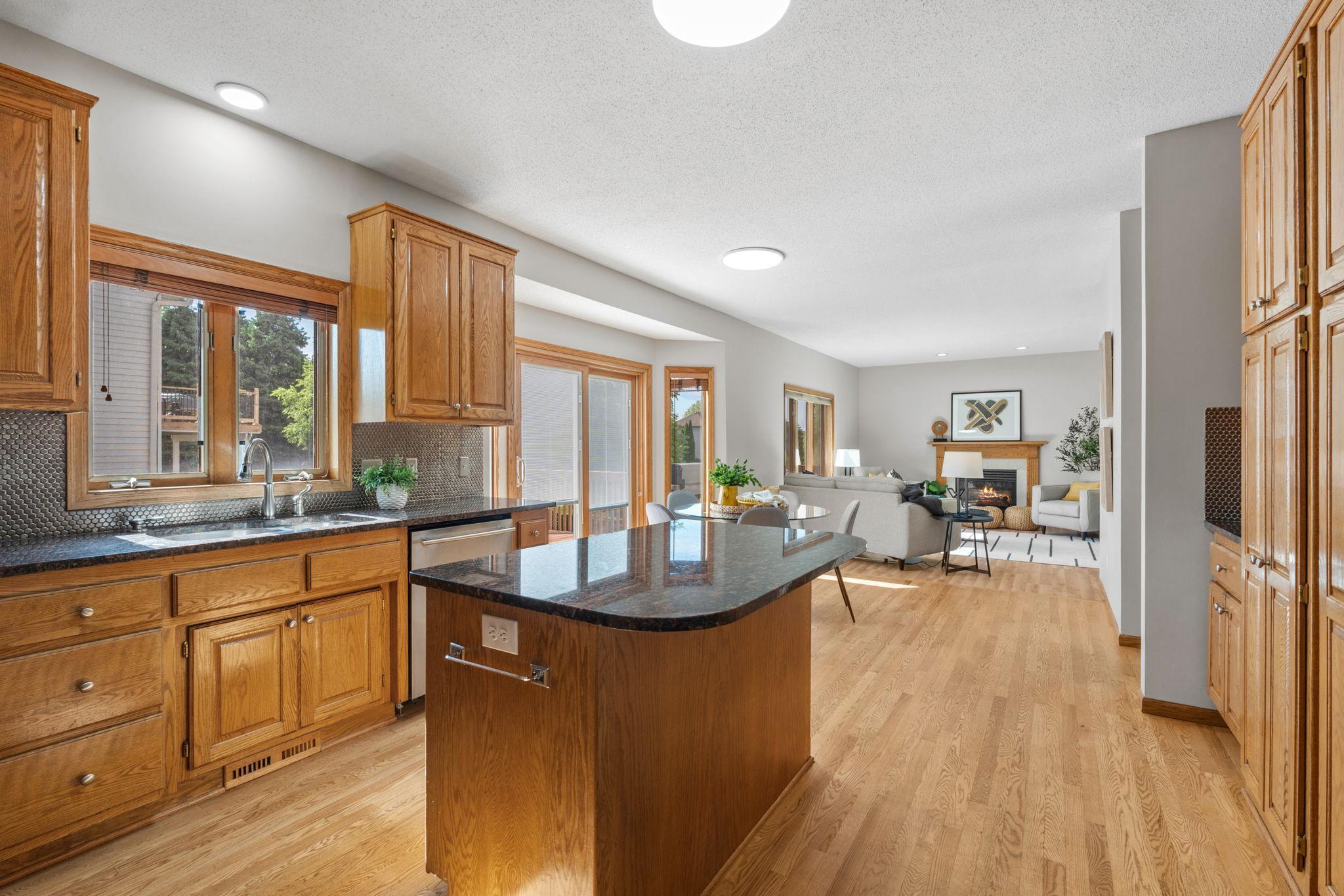 27-web-or-mls-4290 Cottonwood Ln N-27.jpg