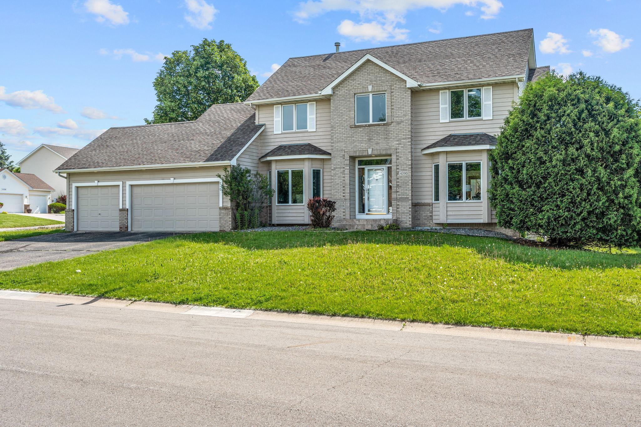 3-web-or-mls-4290 Cottonwood Ln N-3.jpg