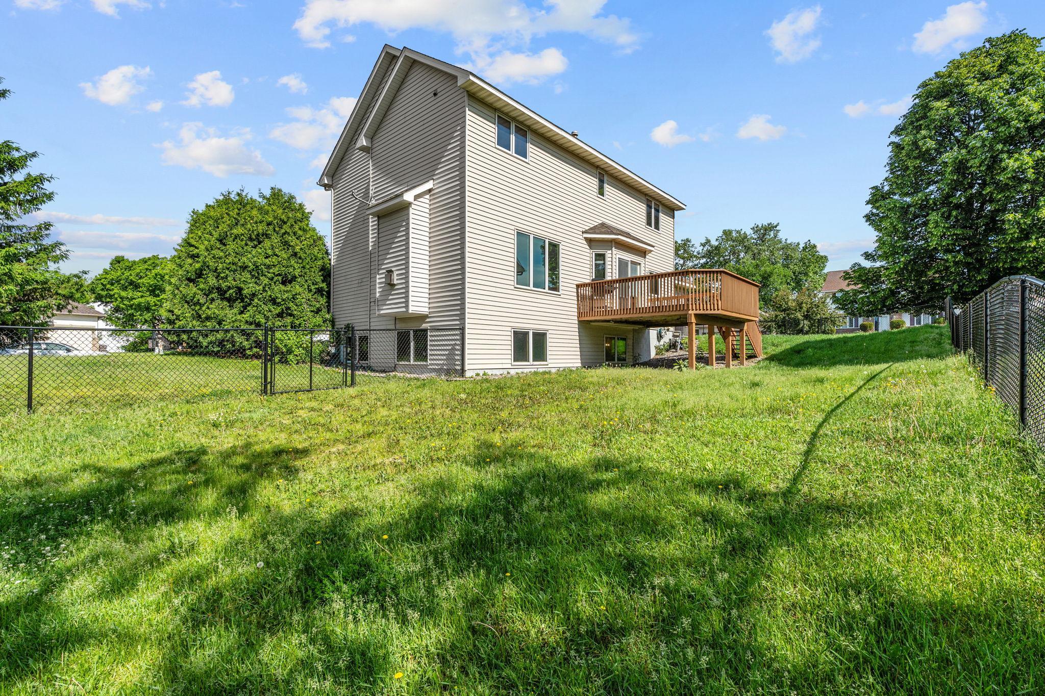 4-web-or-mls-4290 Cottonwood Ln N-4.jpg