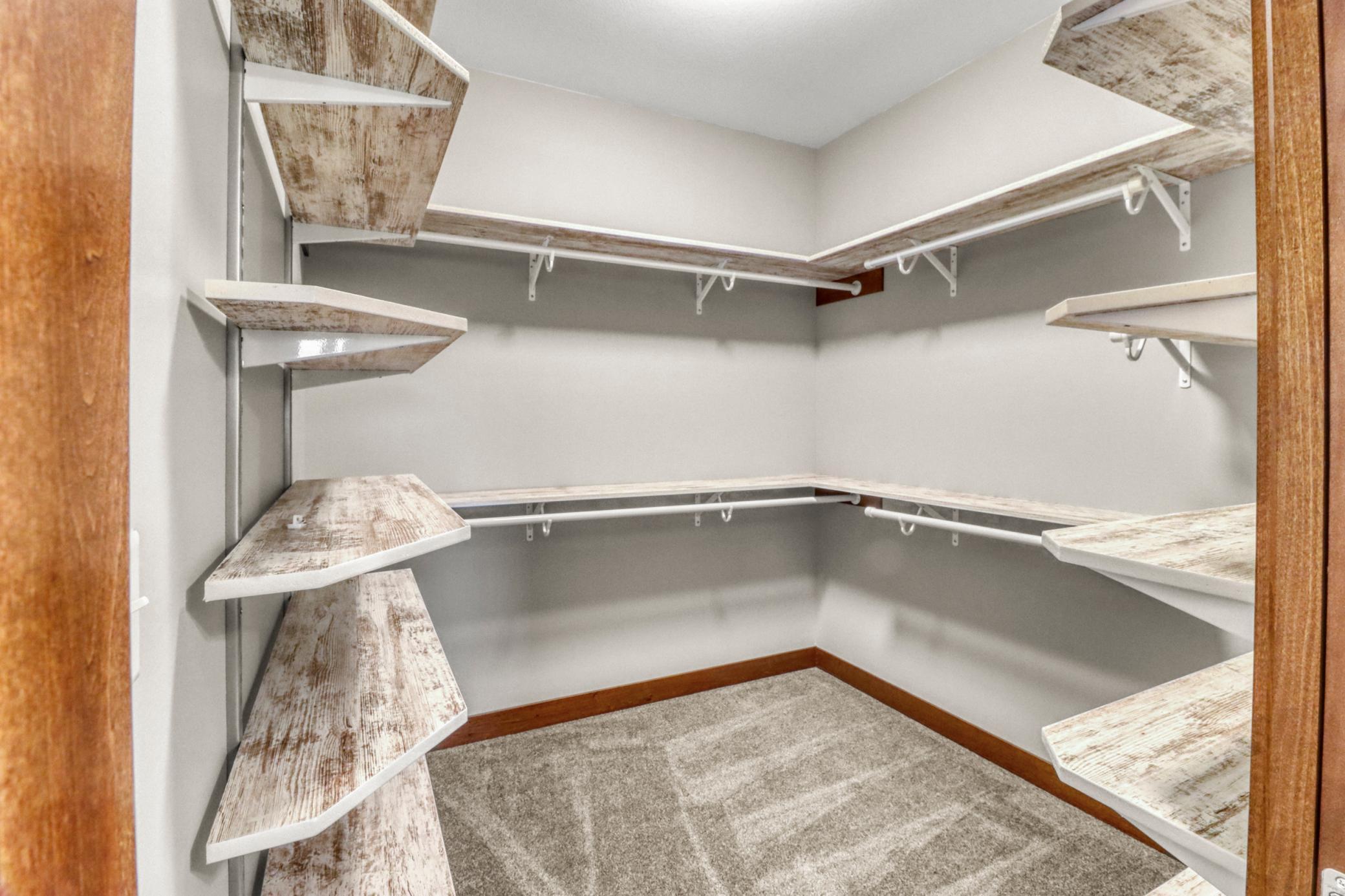 Primary Closet1_1.JPG