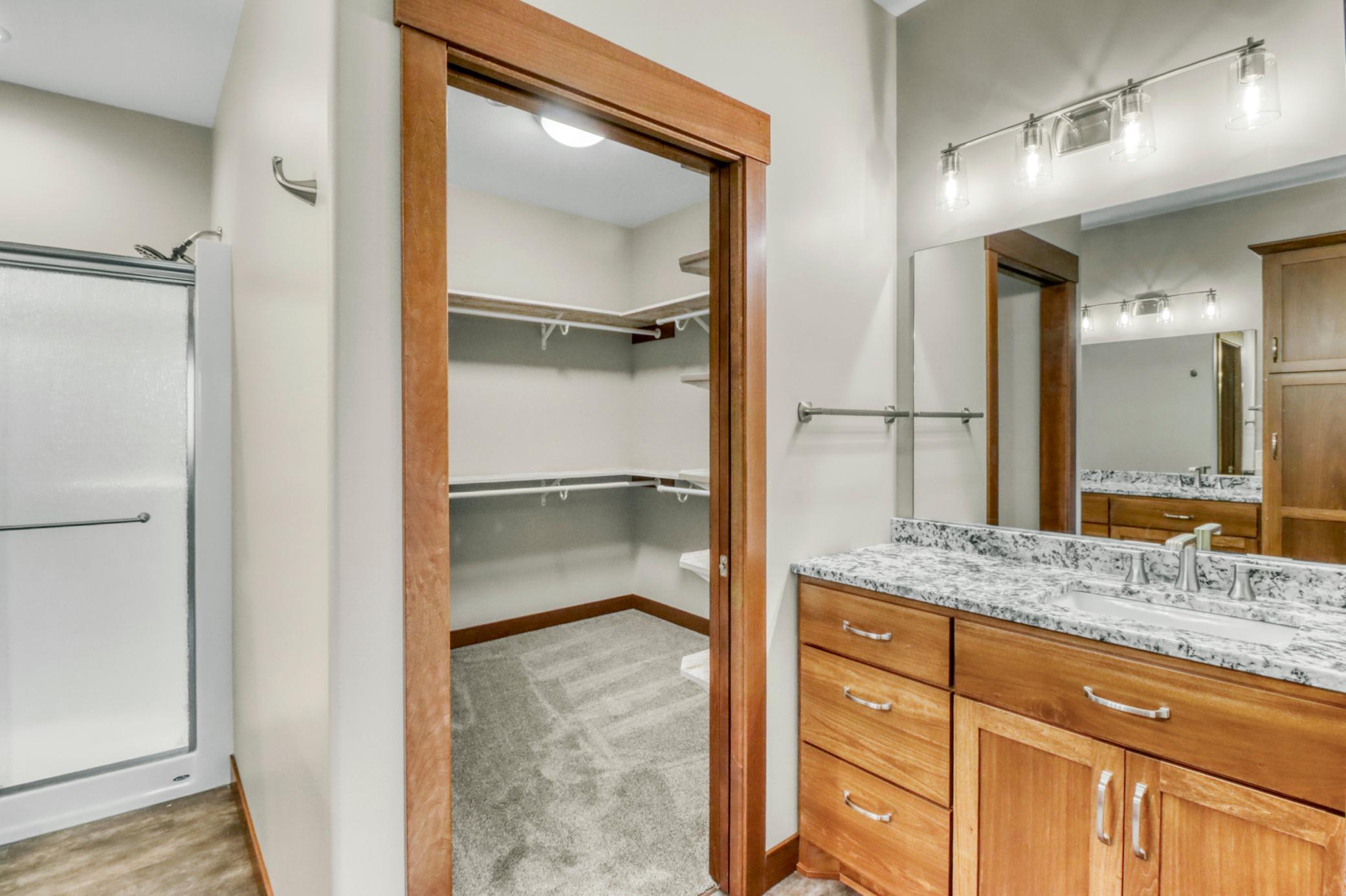 Primary Bathroom1_4.JPG