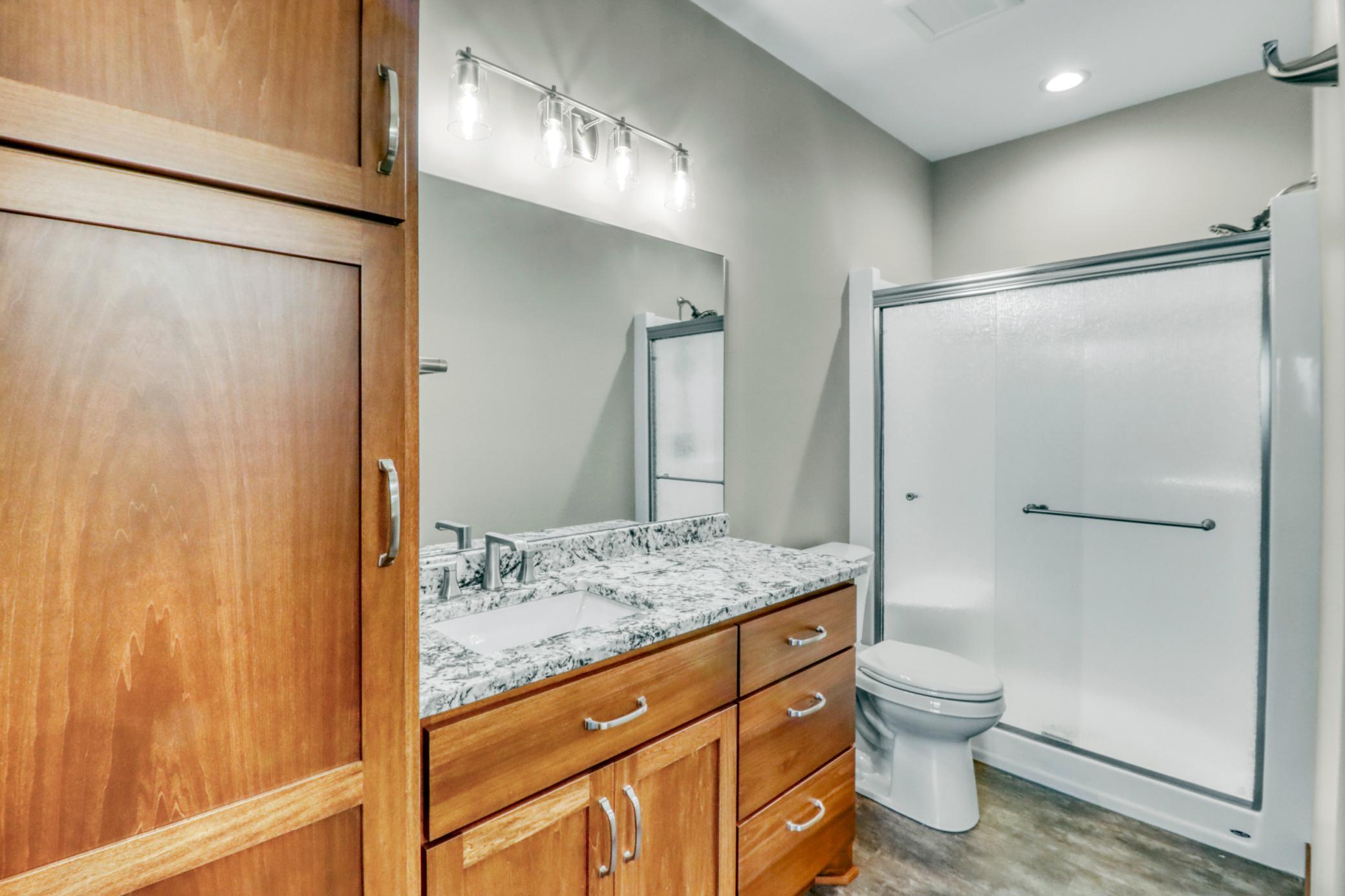 Primary Bathroom1_2.JPG