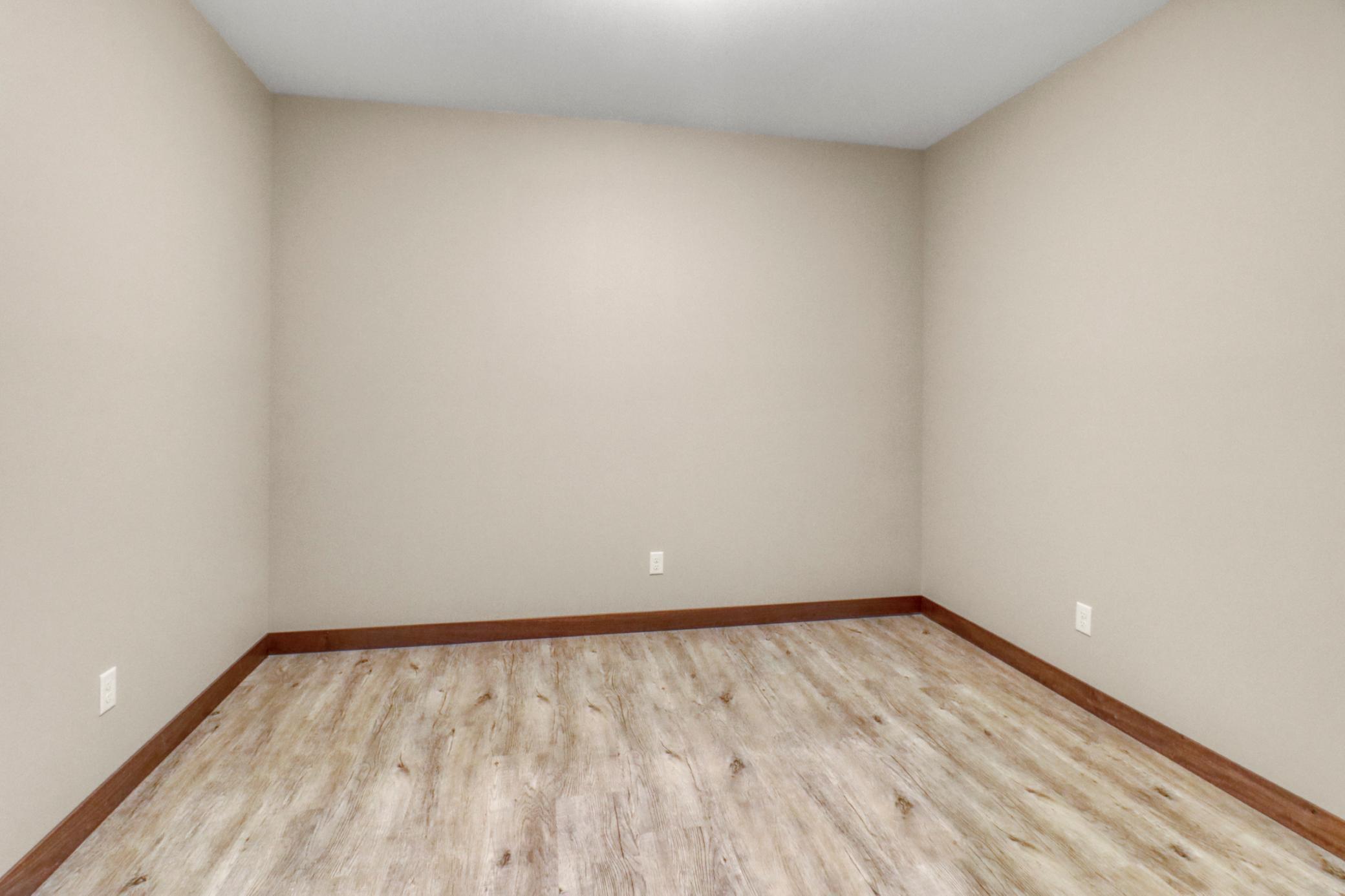 Office1_1.JPG