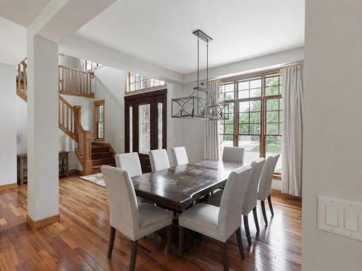 7617 Brooklyn Park Drive, Minneapolis, MN 55444