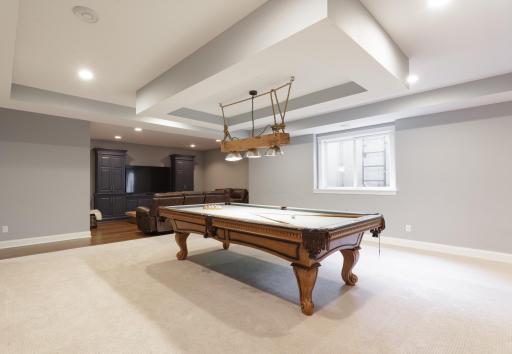 7617 Brooklyn Park Drive, Minneapolis, MN 55444