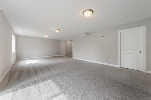 137 Bluff Lane, Dundas, MN 55019