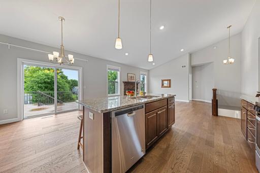 137 Bluff Lane, Dundas, MN 55019