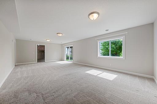 137 Bluff Lane, Dundas, MN 55019
