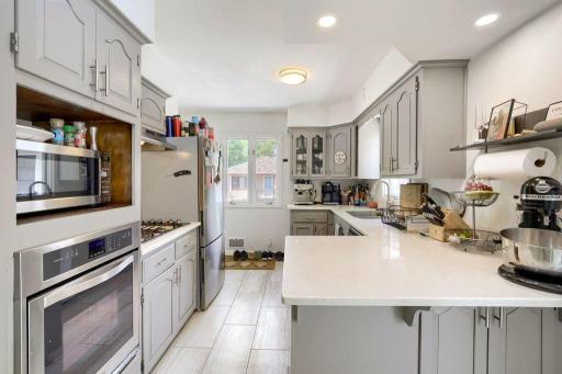 2550 Aldine Street, Saint Paul, MN 55113