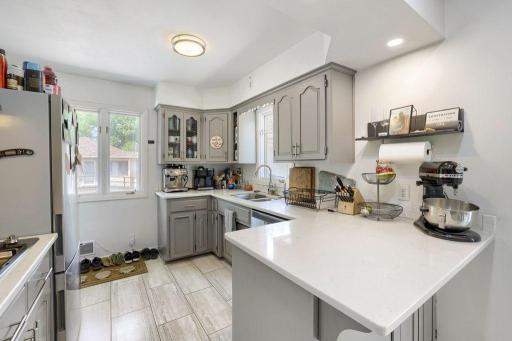 2550 Aldine Street, Saint Paul, MN 55113