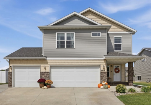4419 17th Street S, Moorhead, MN 56560