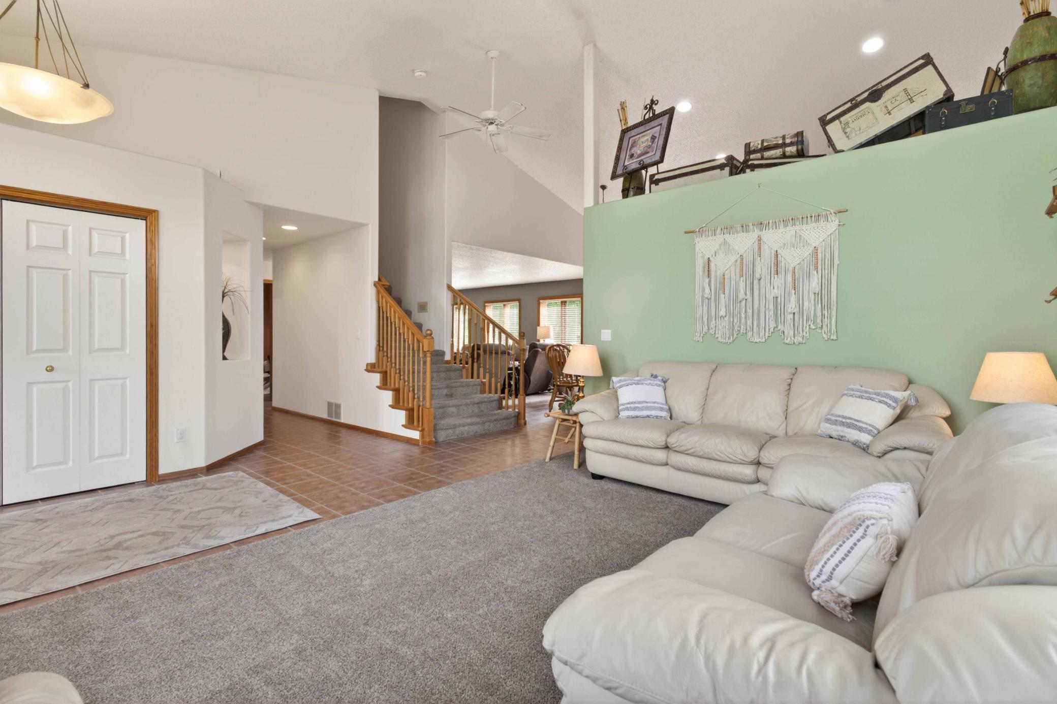 FORMAL LIVING ROOM