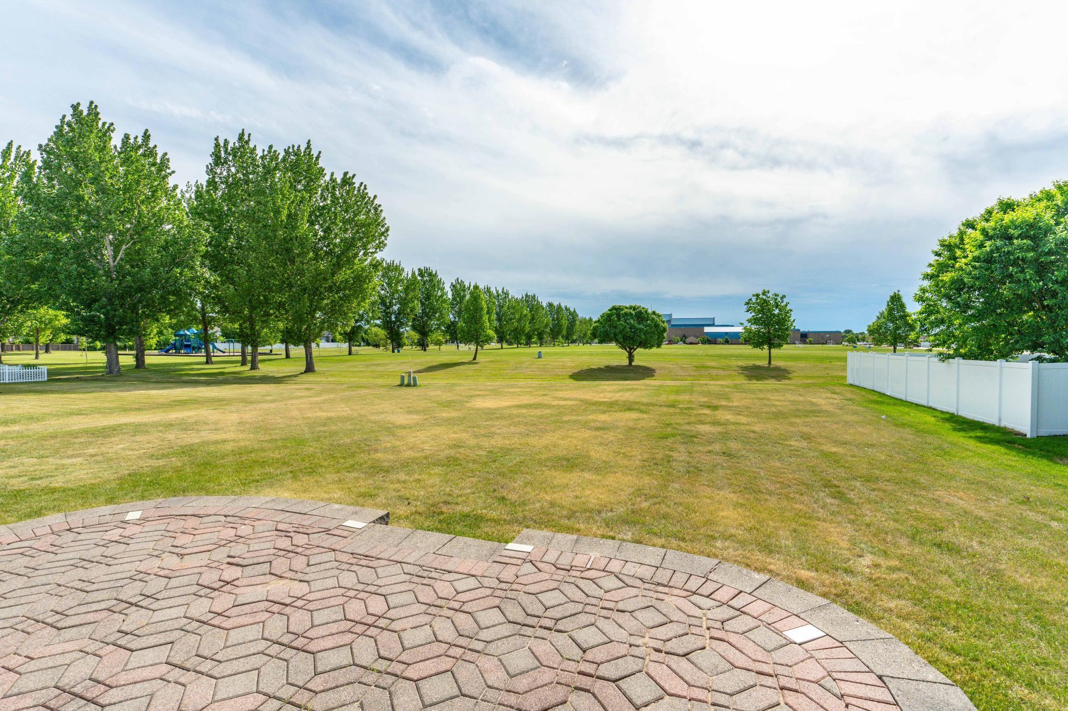 OPEN GREEN SPACE