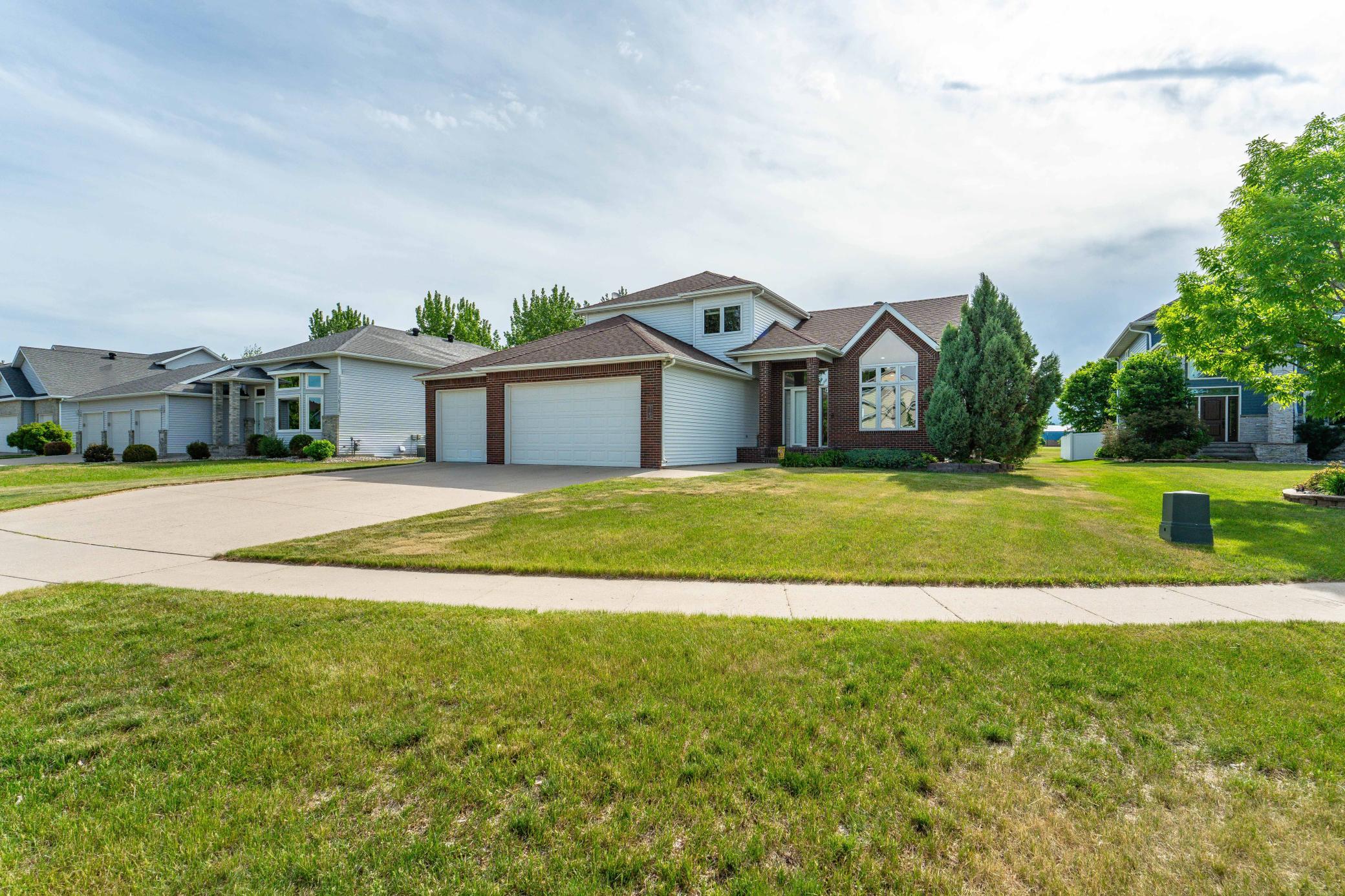 3104 31st St S Fargo