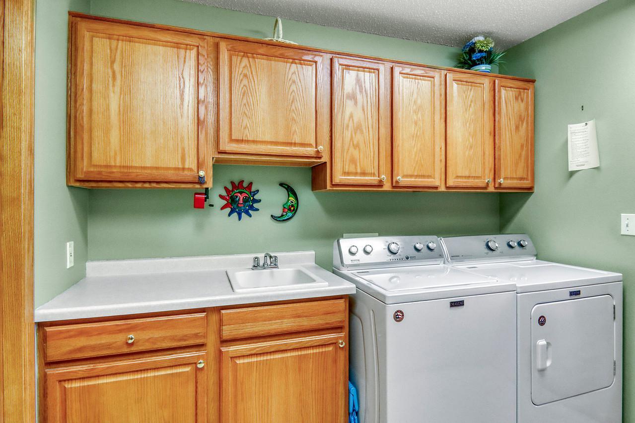Laundry1_1-1280.JPG