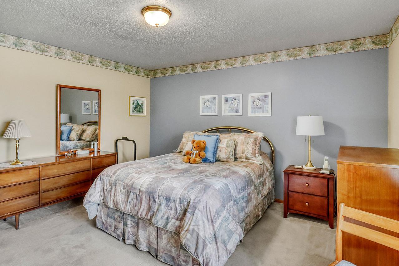 Primary Bedroom1_2-1280.JPG