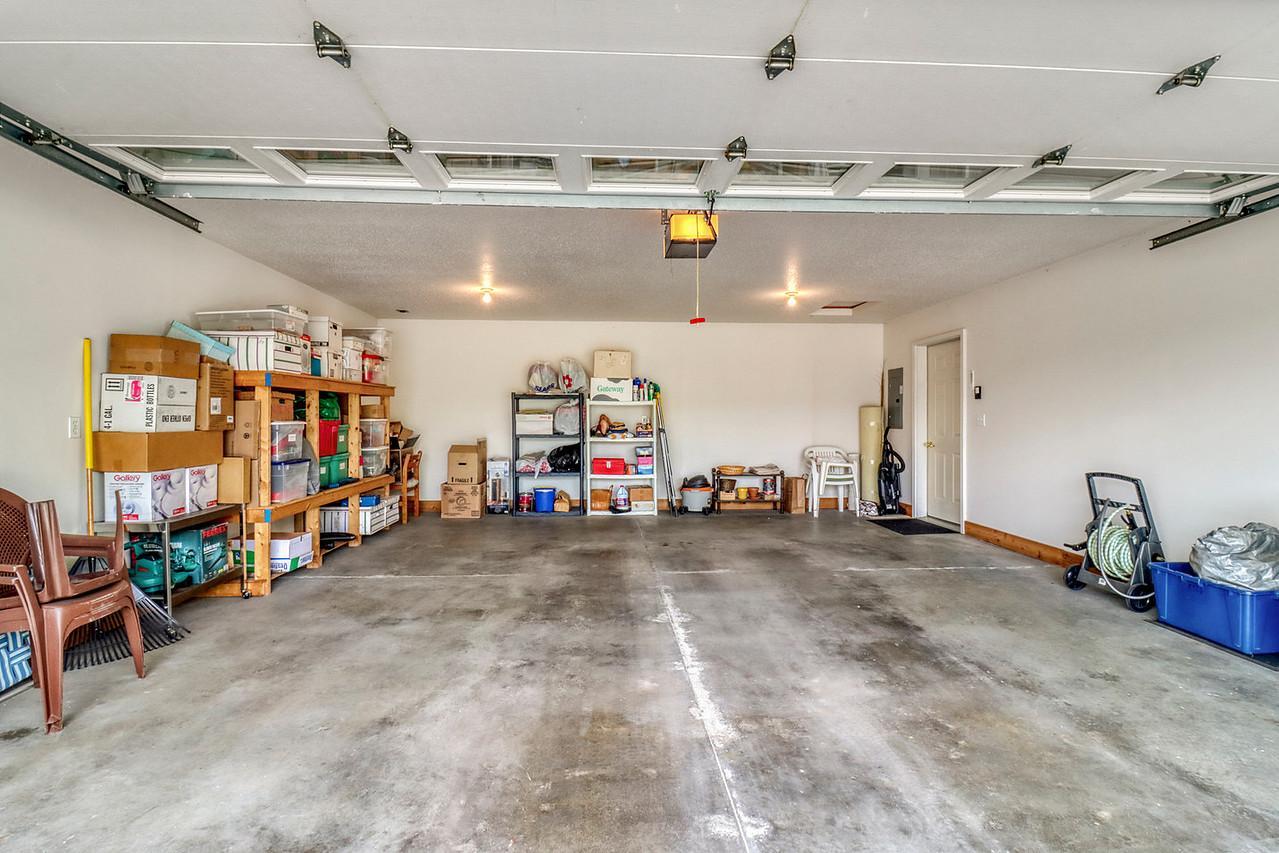 Garage1_1-1280.JPG