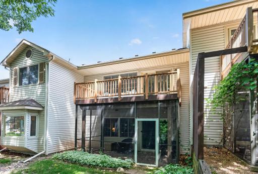 15155 Lesley Lane, Eden Prairie, MN 55346