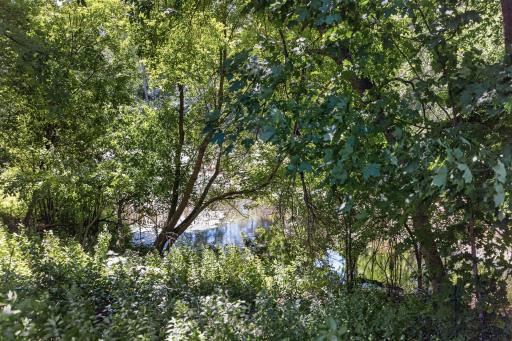 15155 Lesley Lane, Eden Prairie, MN 55346