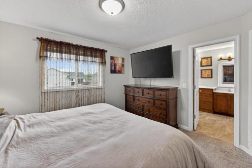 Primary Bedroom w/Full Bathroom