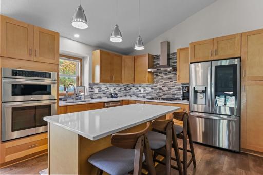 12520 88th Avenue N, Maple Grove, MN 55369