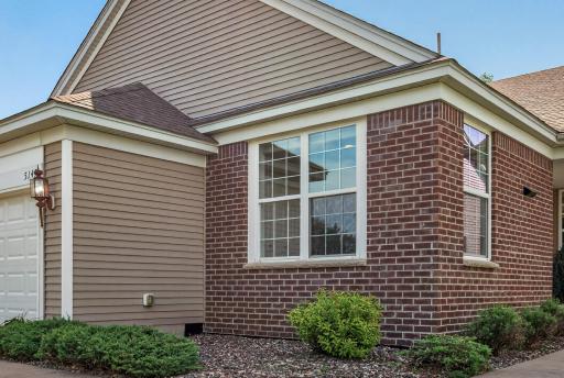 5149 157th Street N, Hugo, MN 55038