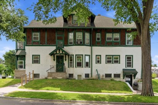301 W 22nd Street, Minneapolis, MN 55404