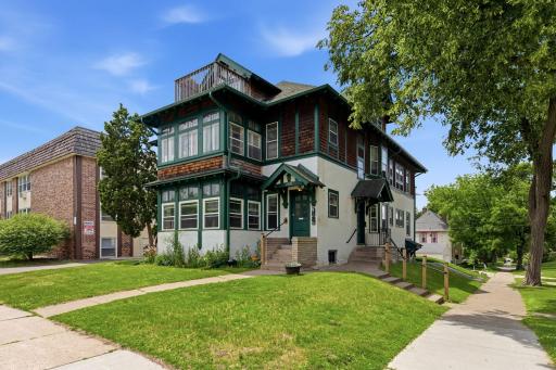 301 W 22nd Street, Minneapolis, MN 55404