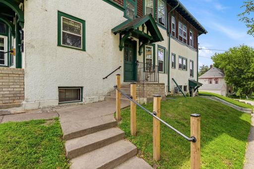 301 W 22nd Street, Minneapolis, MN 55404