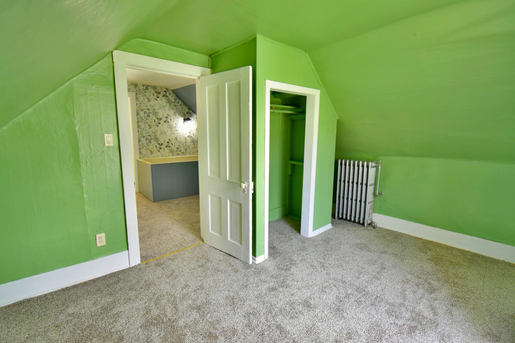 Good sized closets in both of these bedrooms
