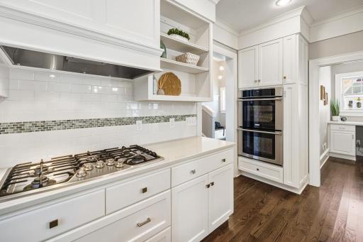 185 W Lake Street, Excelsior, MN 55331