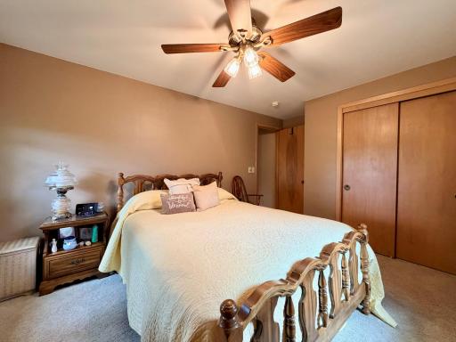 1801 S Shore Drive, Worthington, MN 56187