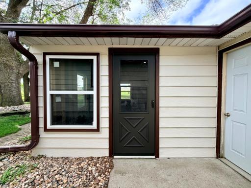 1801 S Shore Drive, Worthington, MN 56187