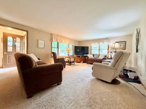 1801 S Shore Drive, Worthington, MN 56187