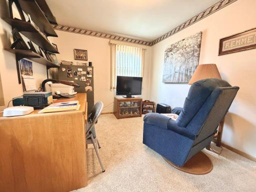 1801 S Shore Drive, Worthington, MN 56187