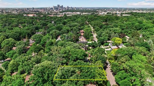 2146 Hoyt Avenue W, Saint Paul, MN 55108