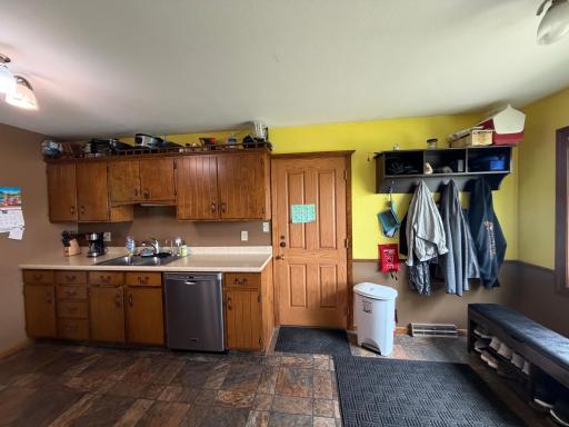 425 W Dodge Street, Luverne, MN 56156