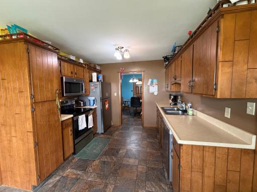 425 W Dodge Street, Luverne, MN 56156