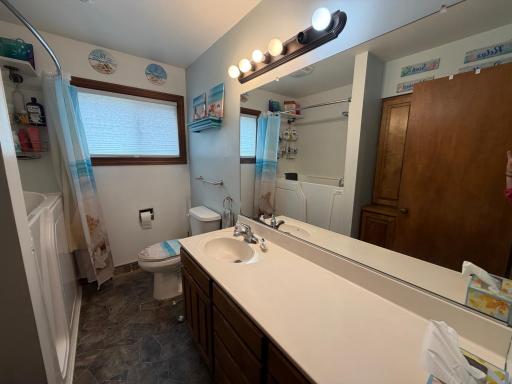 425 W Dodge Street, Luverne, MN 56156