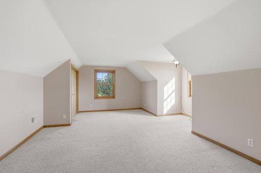 30224 Lexington Road, Le Sueur, MN 56058